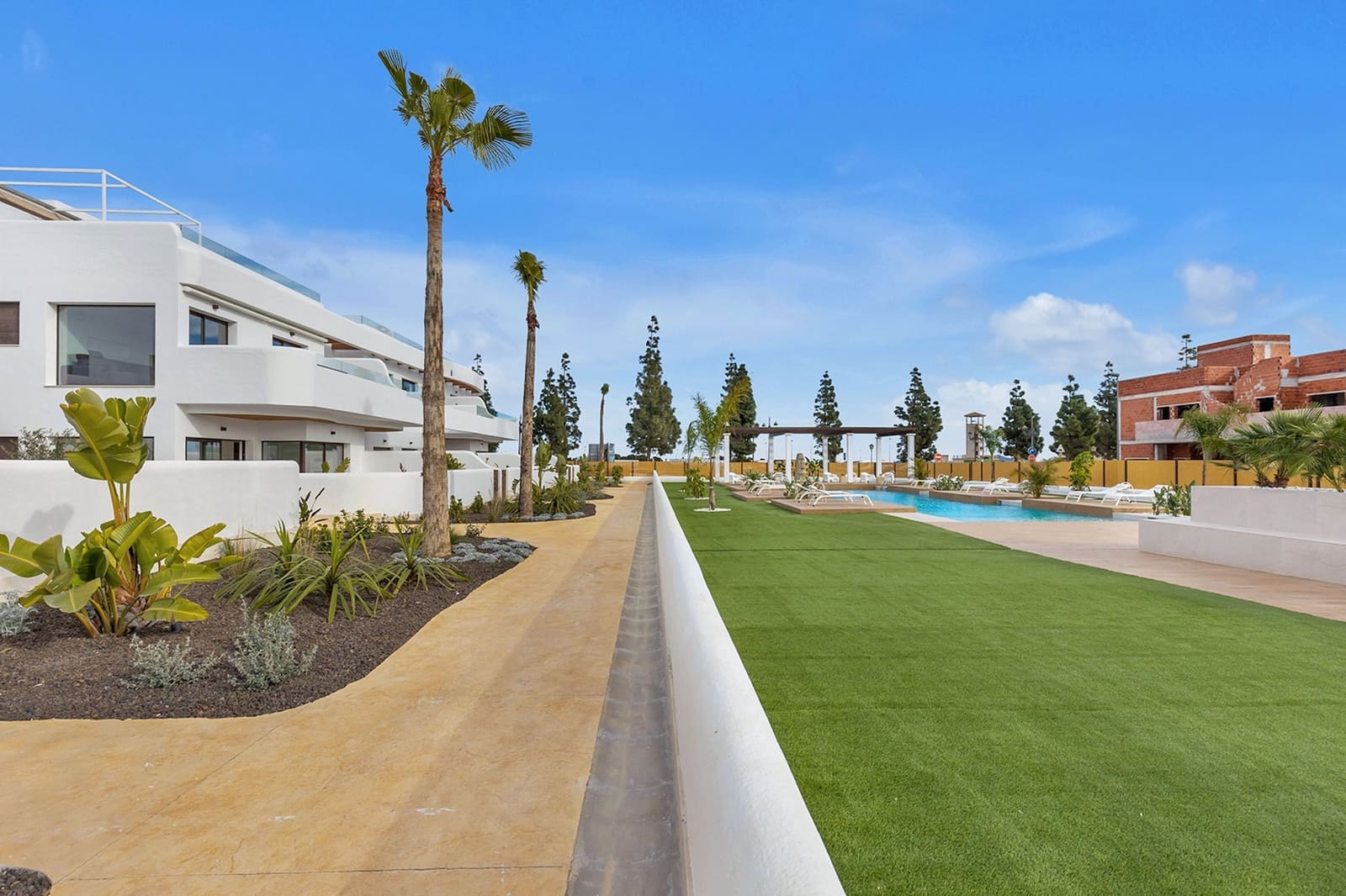 3 soveværelse Lejlighed til salg i Los Alcazares med swimmingpool - € 399.000 (Ref: 9795865)