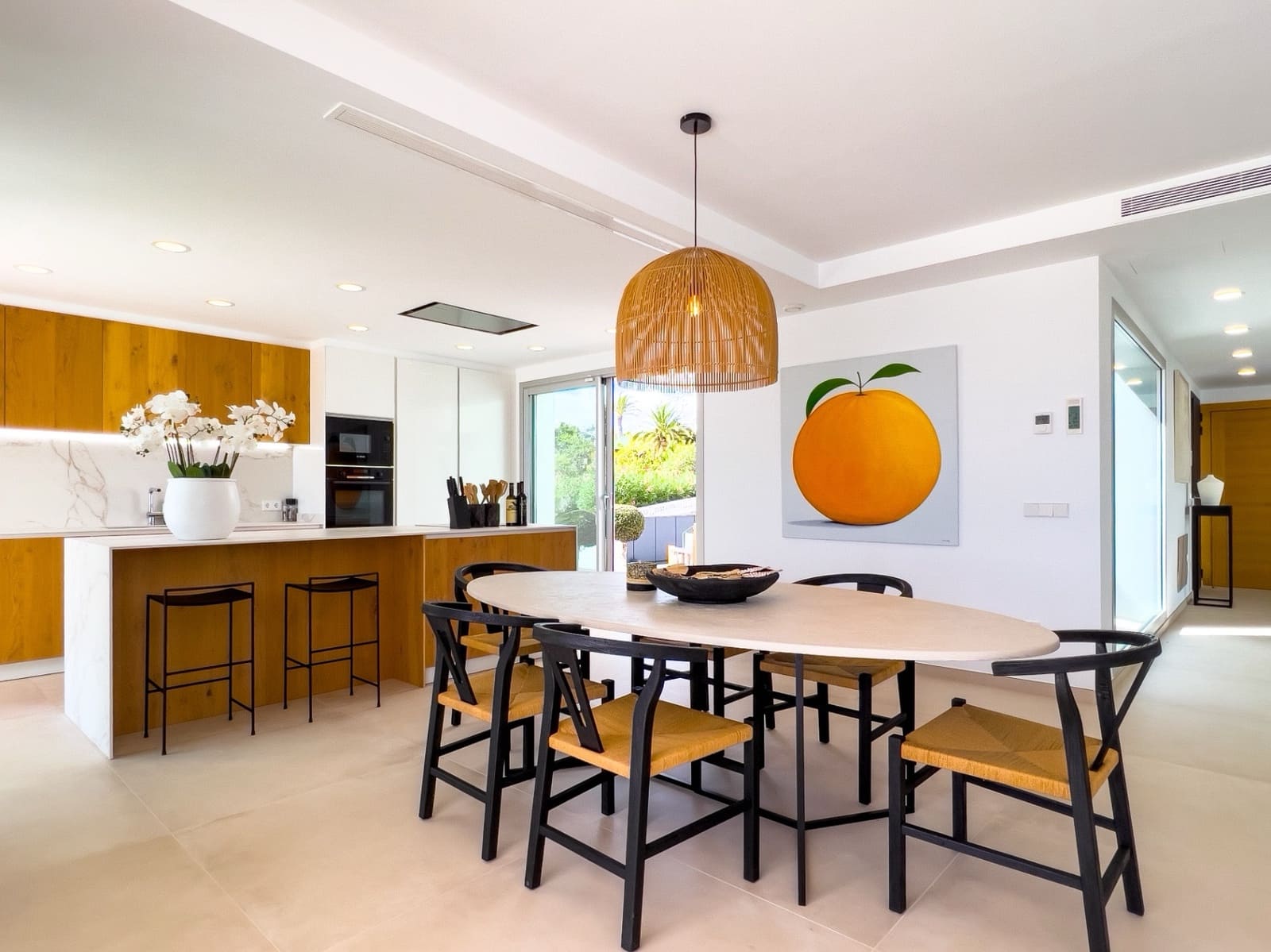 4 makuuhuone Huvila myytävänä paikassa Teulada mukana uima-altaan 
autotalli - 1 990 000 € (Ref: 9795870)