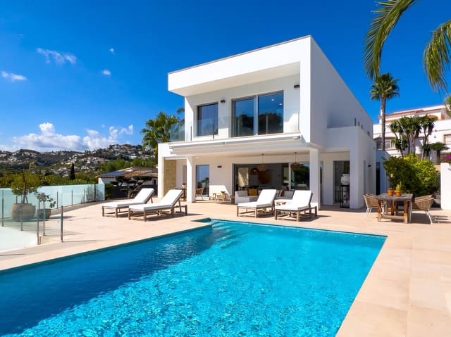 4 soveværelse Villa til salg i Teulada Pueblo, Teulada-Moraira med swimmingpool garage - € 1.990.000 (Ref: 9795870)