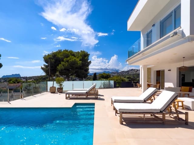 4 soveværelse Villa til salg i Teulada Pueblo, Teulada-Moraira med swimmingpool garage - € 1.990.000 (Ref: 9795870)