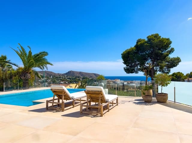 4 soveværelse Villa til salg i Teulada Pueblo, Teulada-Moraira med swimmingpool garage - € 1.990.000 (Ref: 9795870)