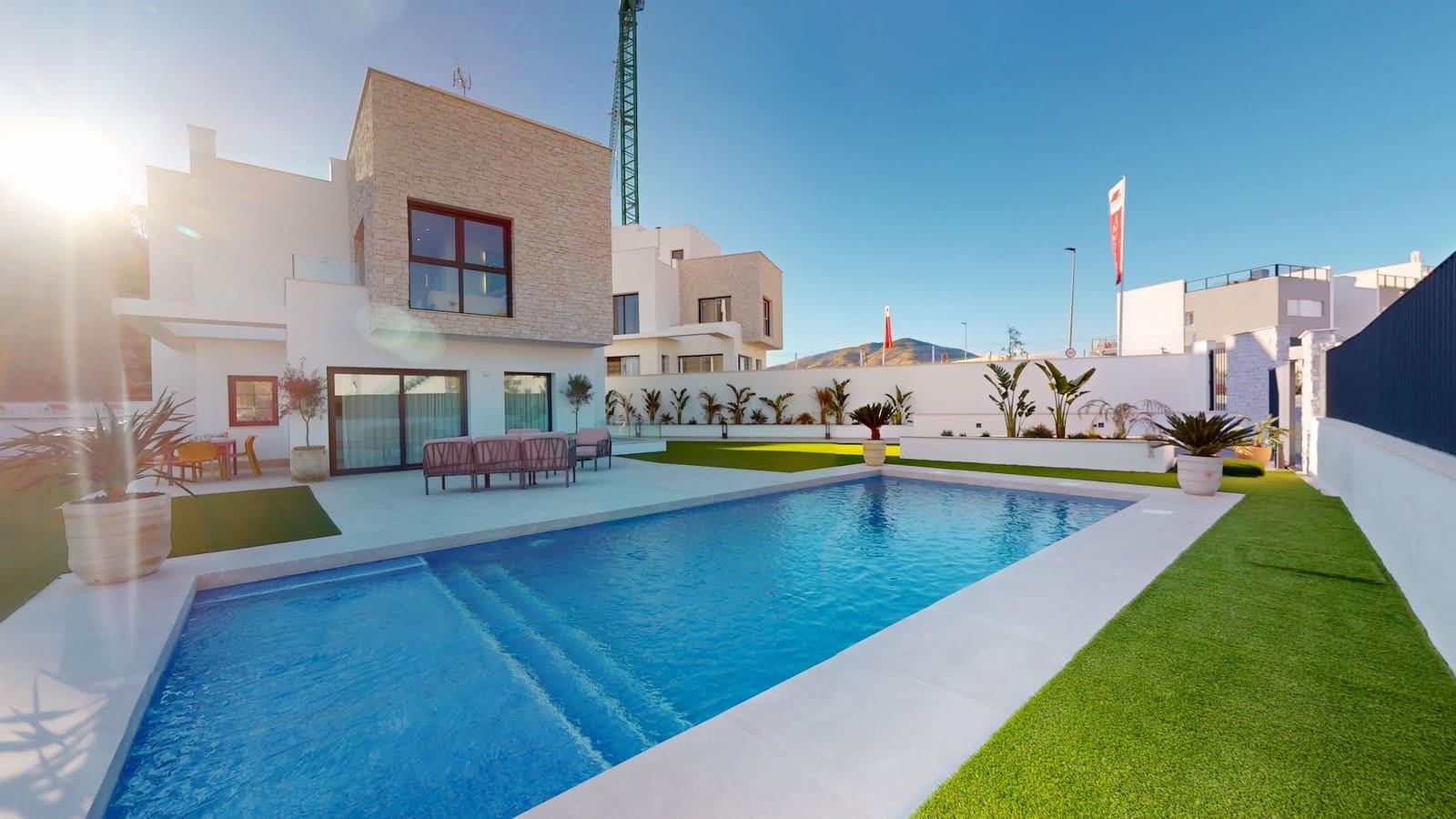 4 bedroom Villa for sale in Finestrat with pool - € 929,000 (Ref: 9795883)