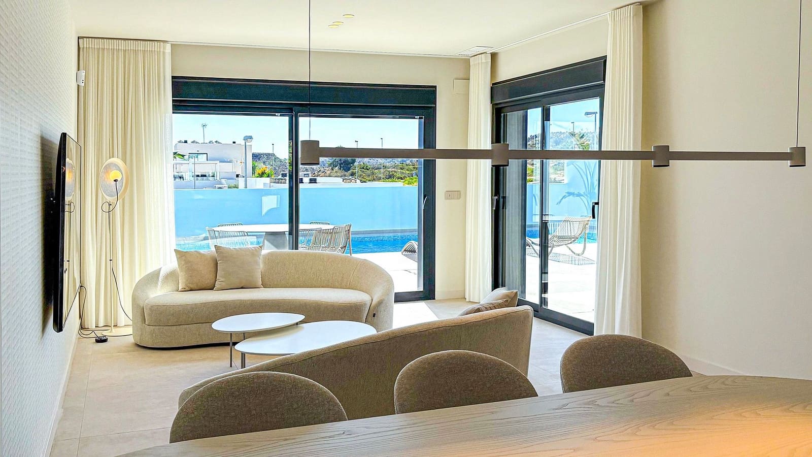 4 Zimmer Villa zu verkaufen in Ciudad Quesada mit Pool - 760.000 € (Ref: 9795912)