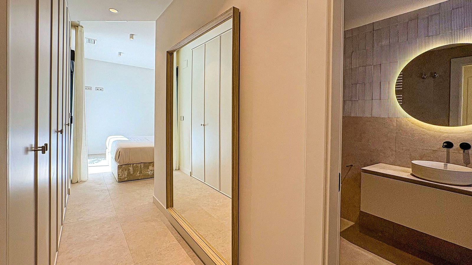 4 Zimmer Villa zu verkaufen in Ciudad Quesada mit Pool - 760.000 € (Ref: 9795912)