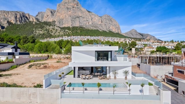 3 chambre Villa/Maison à vendre à Polop avec piscine - 725 000 € (Ref: 9795926)