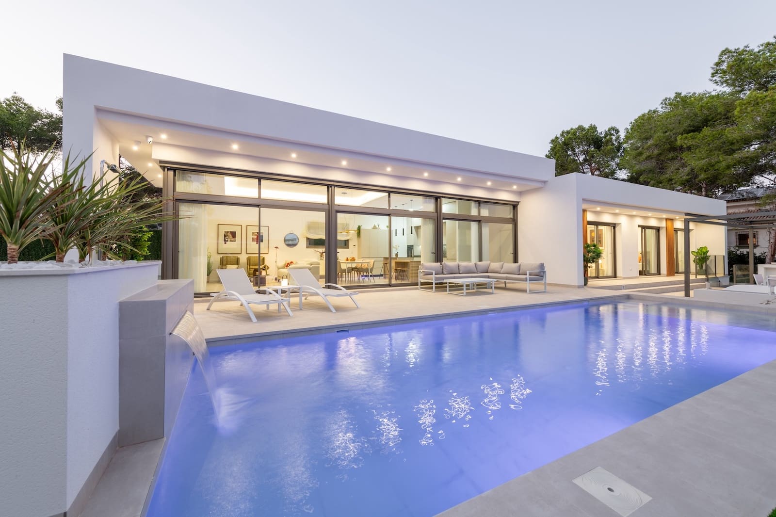 3 sovrum Villa till salu i Pinar de Campoverde med pool garage - 845 000 € (Ref: 9813602)