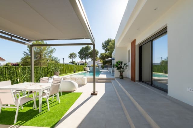 3 sovrum Villa till salu i Pinar de Campoverde, Pilar de la Horadada med pool garage - 845 000 € (Ref: 9813602)