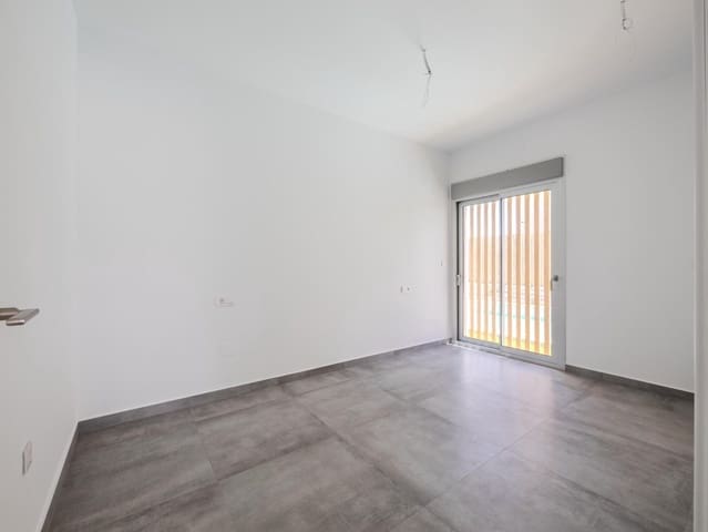 4 sypialnia Willa na sprzedaż w Algorfa z basenem garażem - 669 000 € (Ref: 9883814)