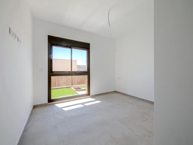 3 slaapkamer Villa te koop in Algorfa met zwembad garage - € 489.000 (Ref: 9883815)