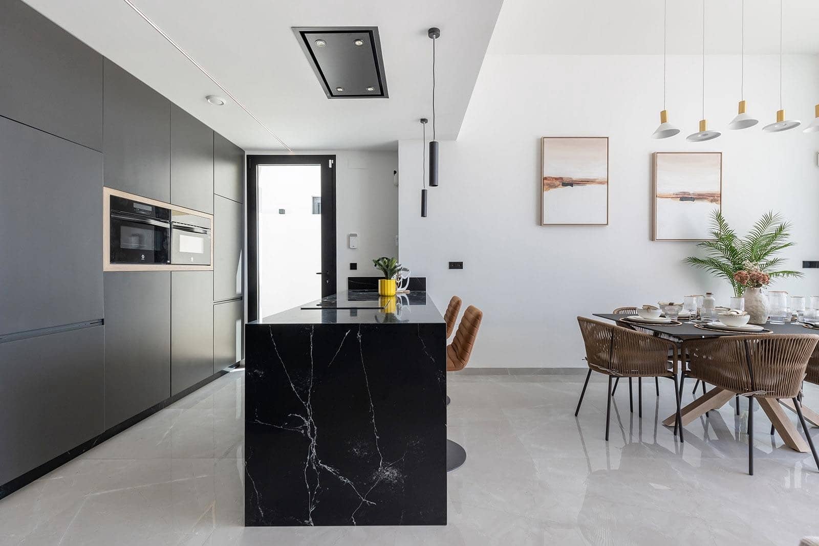 3 quarto Moradia para venda em Los Balcones com piscina garagem - 700 000 € (Ref: 9889574)