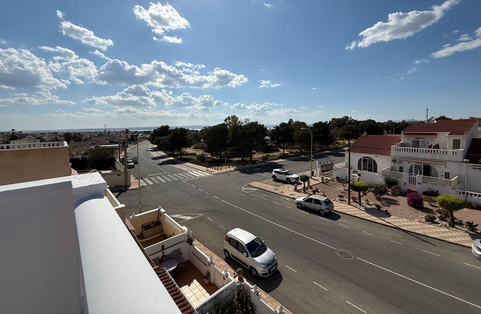 2 bedroom Townhouse for sale in El Chaparral with garage - € 187,000 (Ref: 9898579)
