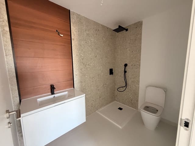 Ático de 3 habitaciones en San Miguel de Salinas en venta con piscina garaje - 395.000 € (Ref: 9948956)