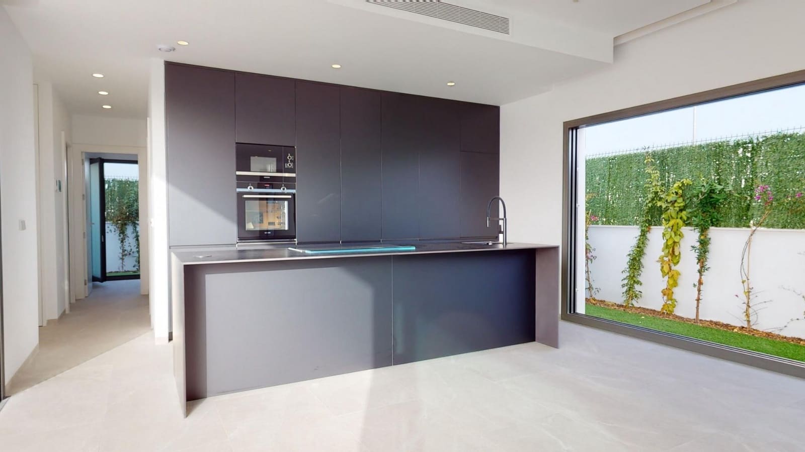 3 soverom Villa til salgs i Los Alcazares med svømmebasseng garasje - € 739 900 (Ref: 9953505)