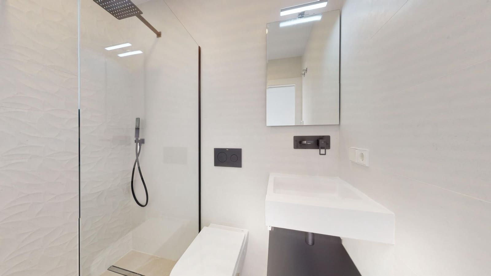 3 soverom Villa til salgs i Los Alcazares med svømmebasseng garasje - € 739 900 (Ref: 9953505)