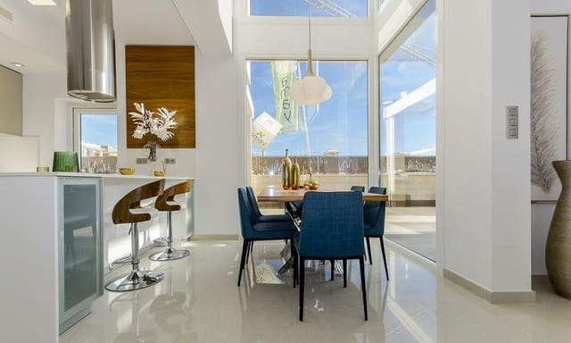 3 soveværelse Villa til salg i Ciudad Quesada, Rojales med swimmingpool garage - € 649.000 (Ref: 9953524)