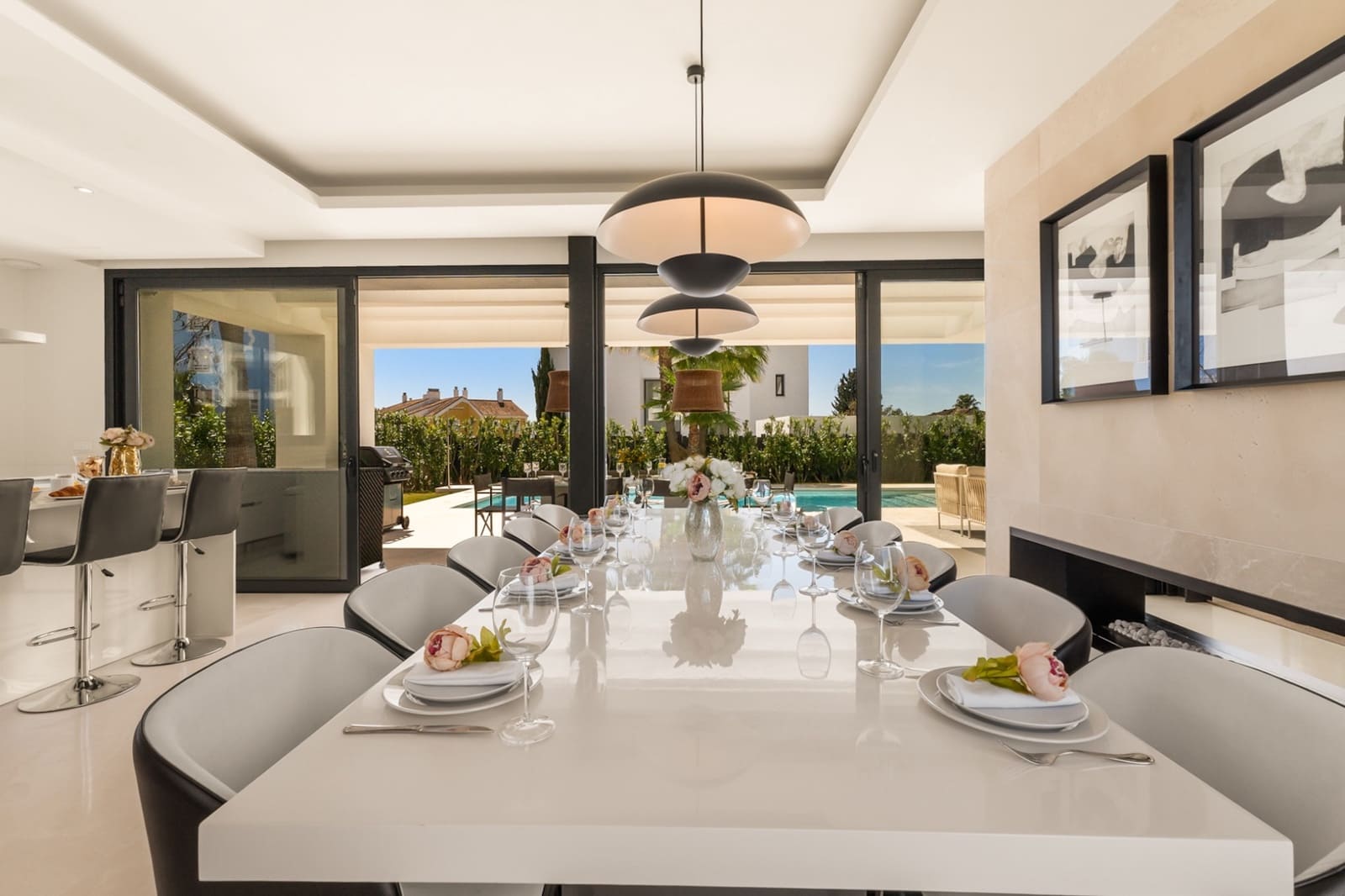 4 soverom Villa til salgs i El Paraiso med svømmebasseng garasje - € 3 395 000 (Ref: 9953551)