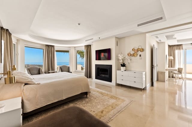 6 chambre Villa/Maison à vendre à Alto de los Monteros, Marbella avec piscine garage - 3 995 000 € (Ref: 9953552)