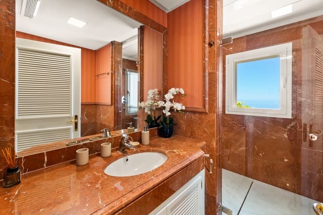 6 chambre Villa/Maison à vendre à Alto de los Monteros, Marbella avec piscine garage - 3 995 000 € (Ref: 9953552)