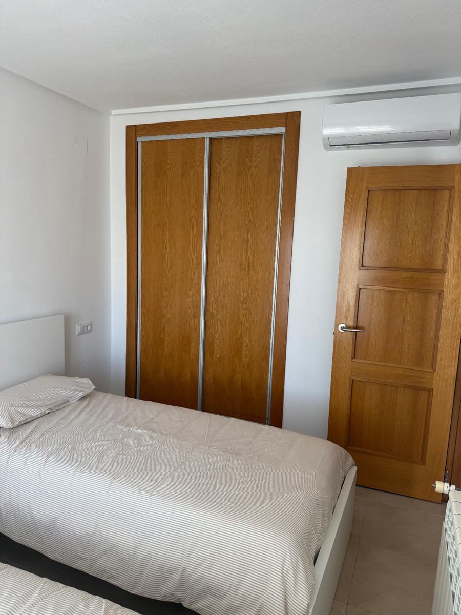 2 makuuhuone Huoneisto vuokrattavana paikassa La Torre Golf Resort mukana uima-altaan 
autotalli - 750 € (Ref: 10009252)