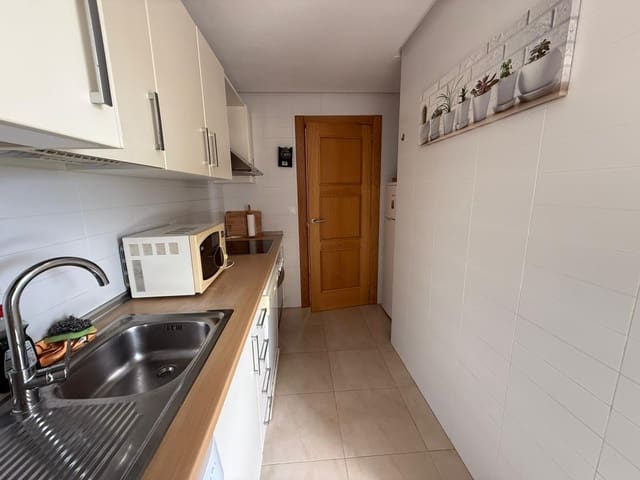 Apartamento de 2 habitaciones en La Torre Golf Resort, Torre-Pacheco en alquiler con piscina garaje - 750 € (Ref: 10009252)