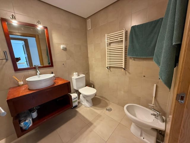 Apartamento de 2 habitaciones en La Torre Golf Resort, Torre-Pacheco en alquiler con piscina garaje - 750 € (Ref: 10009252)
