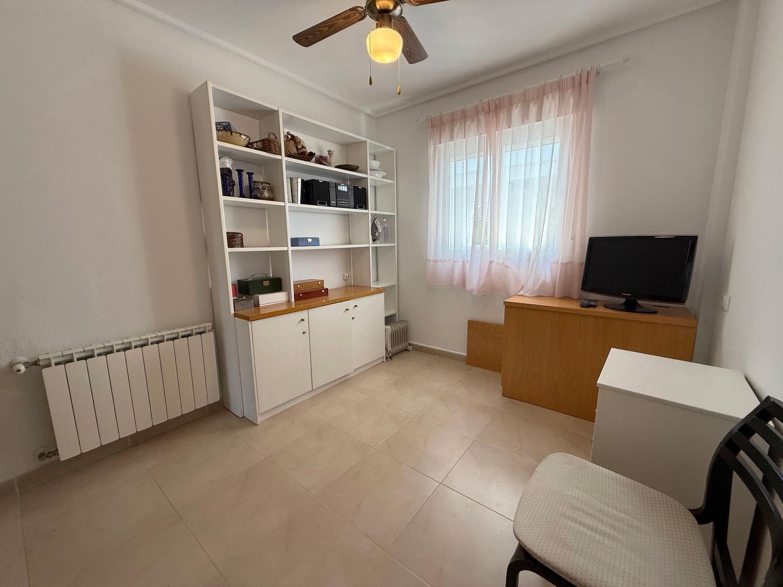 2 sovrum Lägenhet till salu i La Torre Golf Resort med pool - 159 000 € (Ref: 10030708)