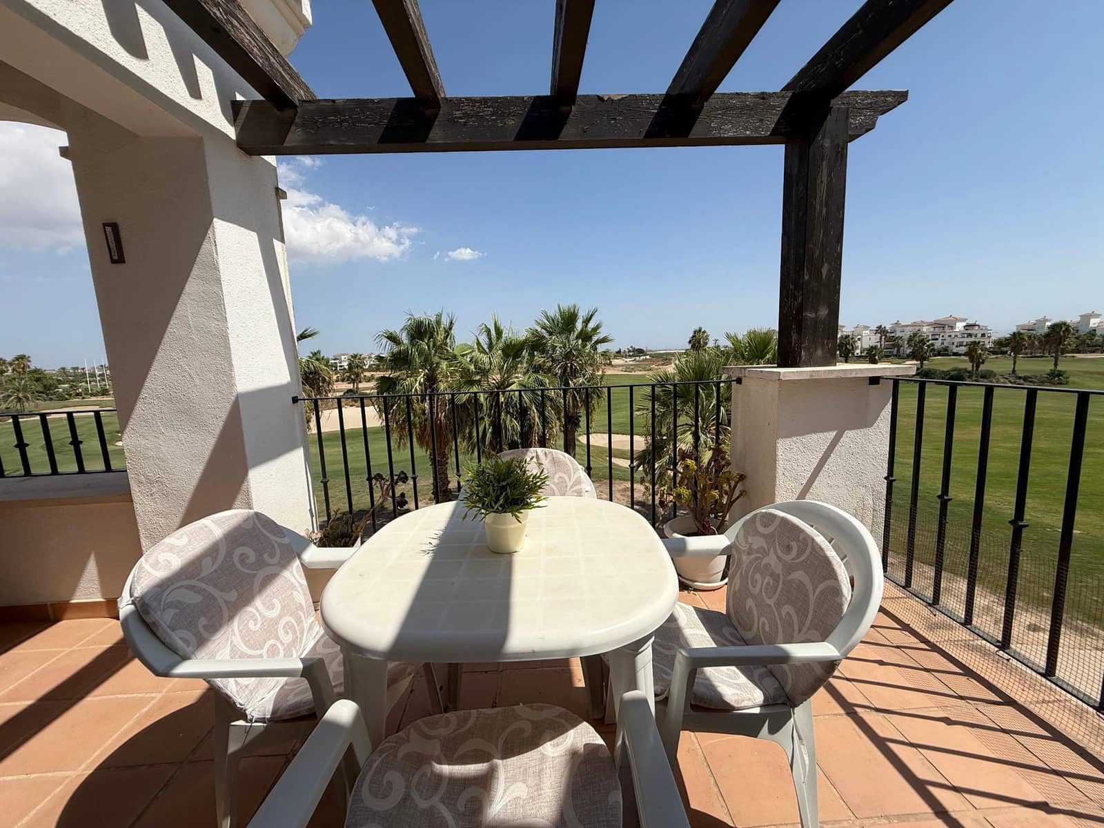 2 sovrum Lägenhet till salu i La Torre Golf Resort med pool - 159 000 € (Ref: 10030708)
