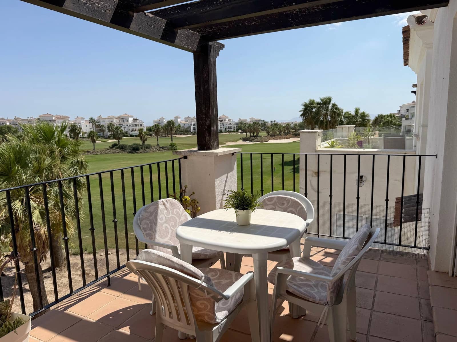 2 sovrum Lägenhet till salu i La Torre Golf Resort med pool - 159 000 € (Ref: 10030708)