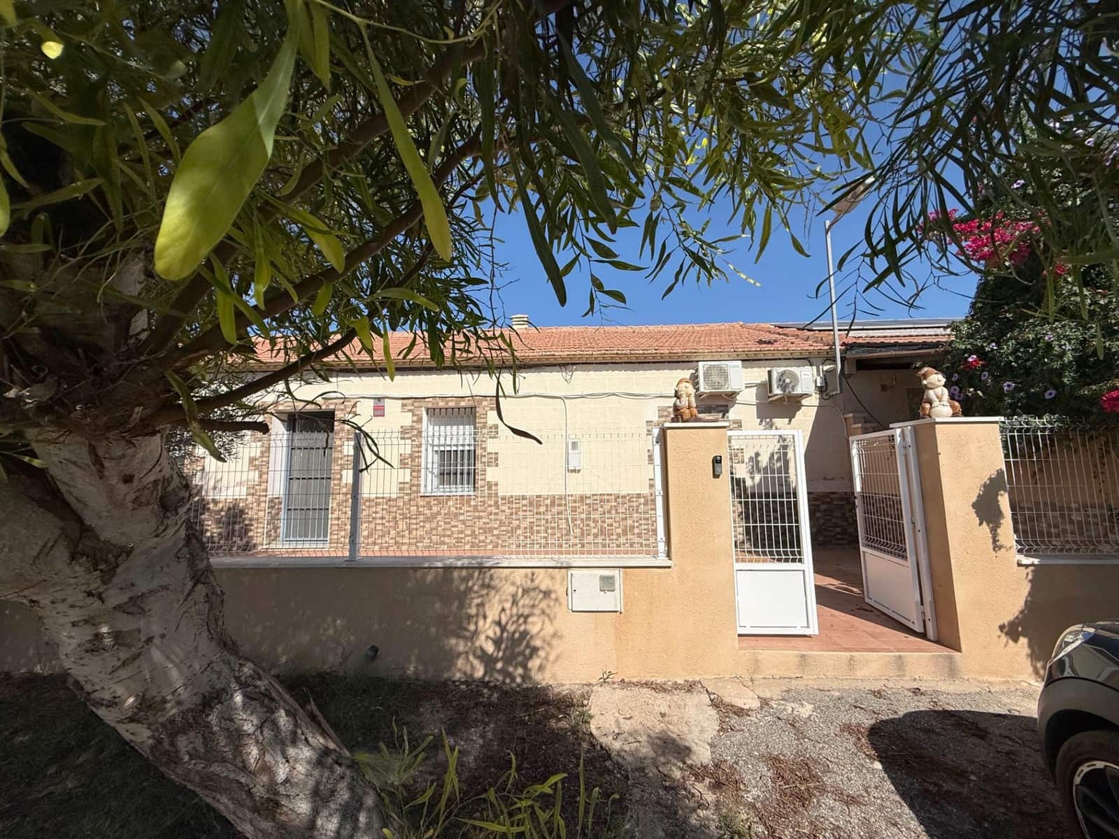 4 bedroom Finca/Country House for sale in Gea y Truyols with pool - € 235,000 (Ref: 10155443)