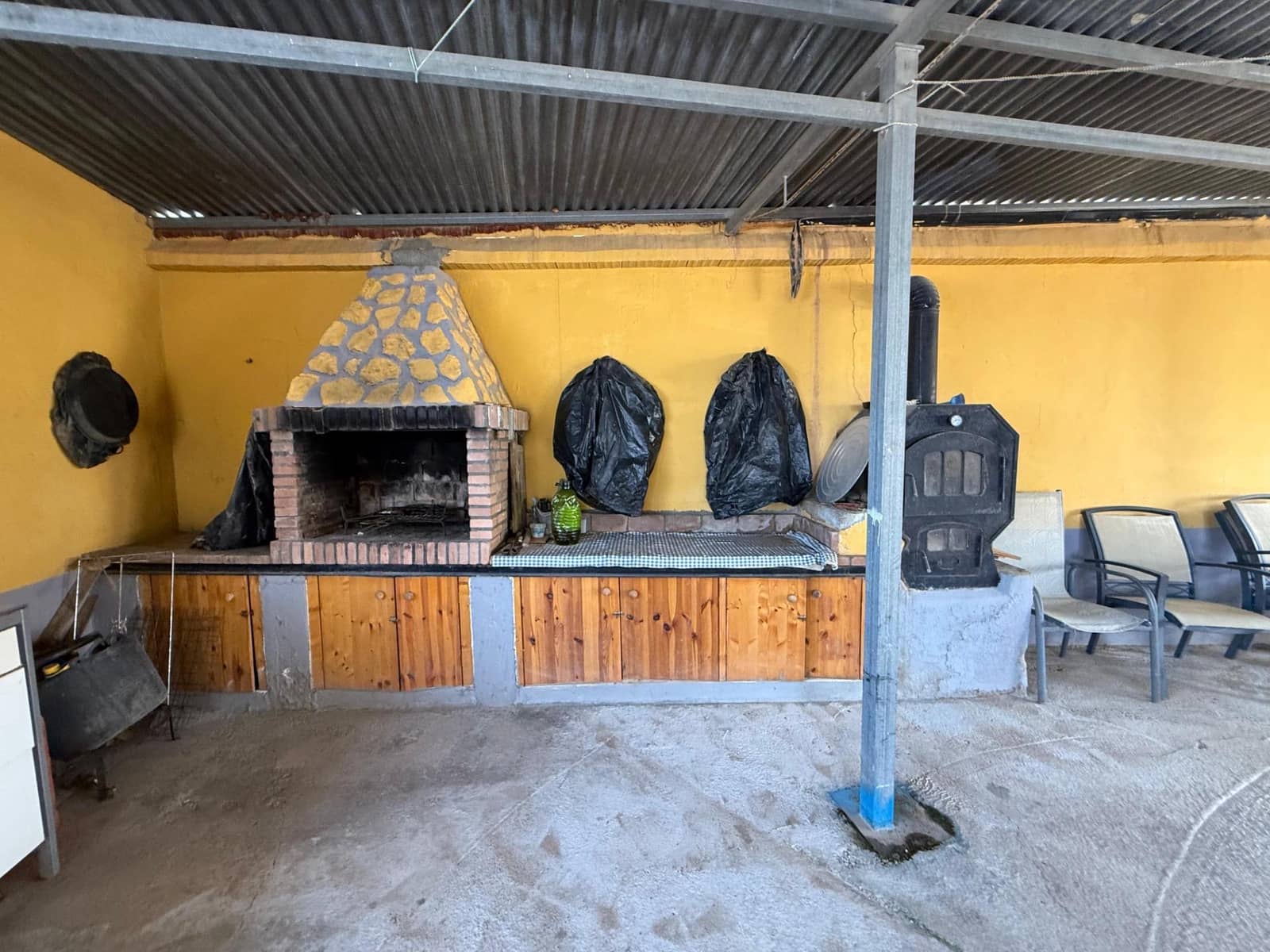 3 soverom Finca/Herregård til salgs i Roldan med svømmebasseng - € 195 000 (Ref: 7399297)