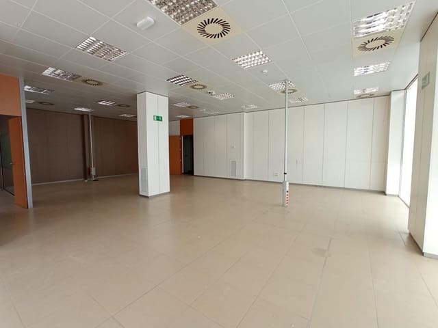 Erhverv til leje i Roldan, Torre-Pacheco - € 600 (Ref: 7546886)