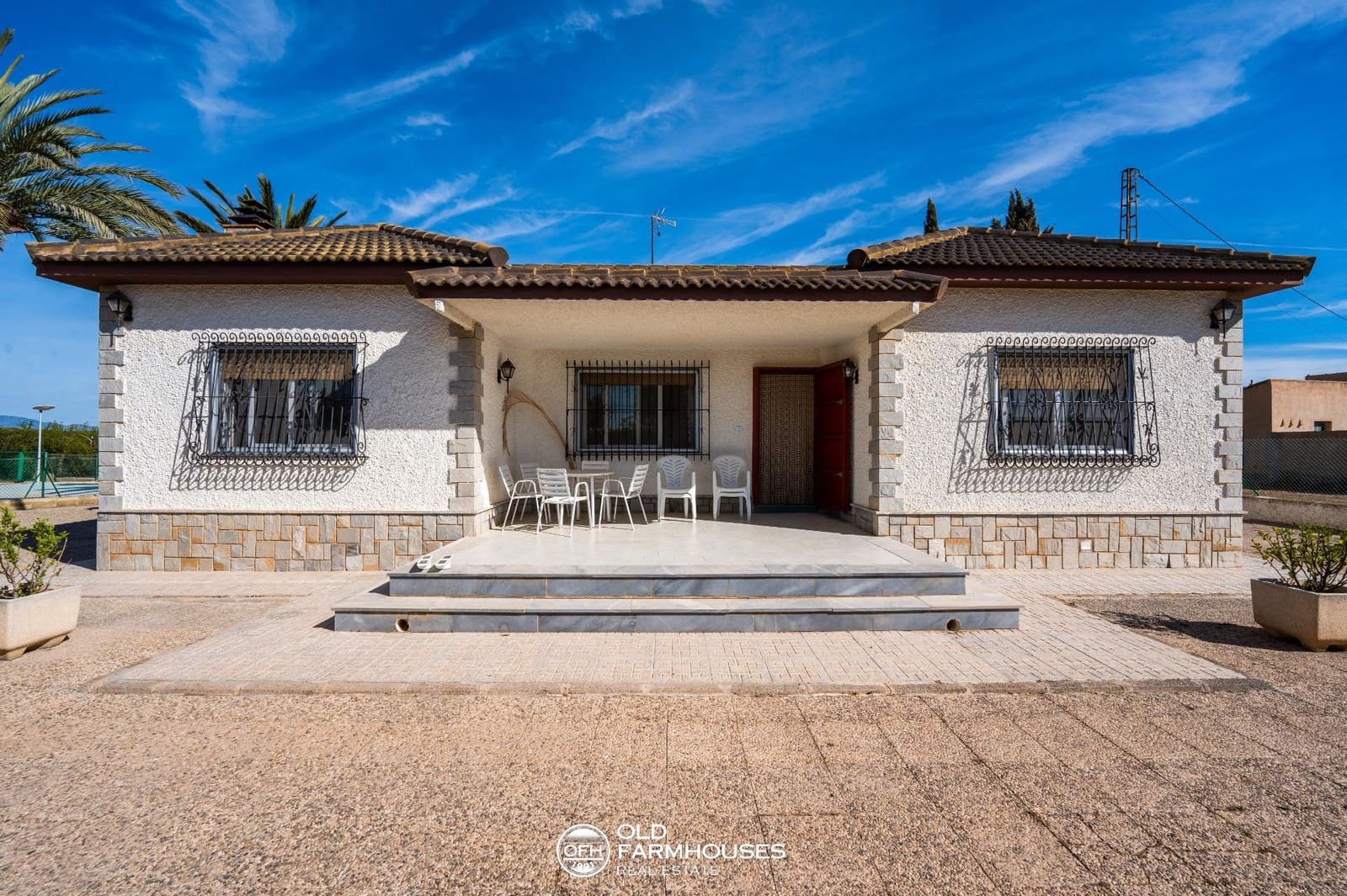 3 chambre Villa/Maison à vendre à Roldan avec piscine garage - 390 000 € (Ref: 7557437)