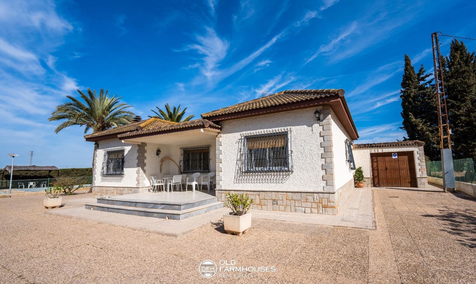 3 chambre Villa/Maison à vendre à Roldan avec piscine garage - 390 000 € (Ref: 7557437)