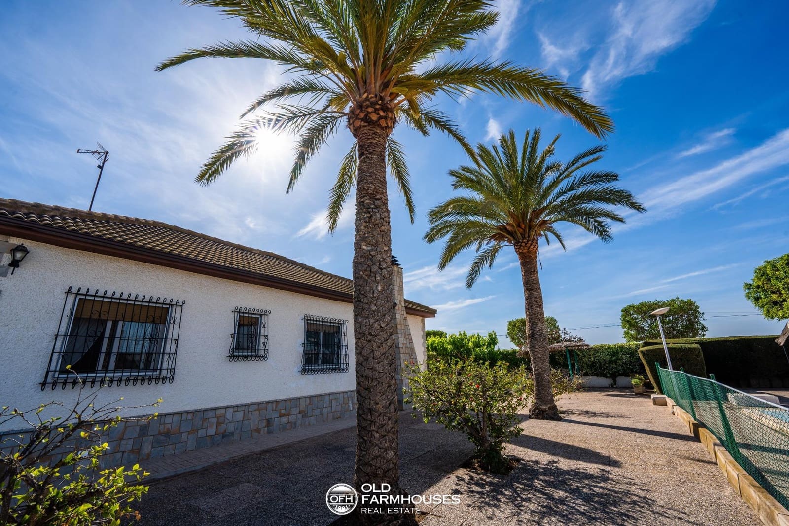 3 chambre Villa/Maison à vendre à Roldan avec piscine garage - 390 000 € (Ref: 7557437)