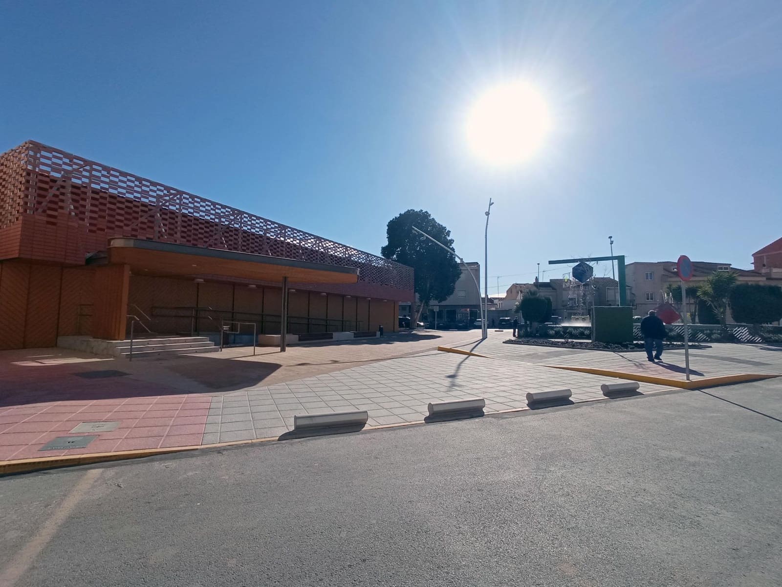 3 bedroom Commercial for rent in Roldan - € 950 (Ref: 8676464)