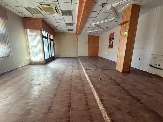 3 makuuhuone Kaupallinen vuokrattavana paikassa Roldan, Torre-Pacheco - 950 € (Ref: 8676464)