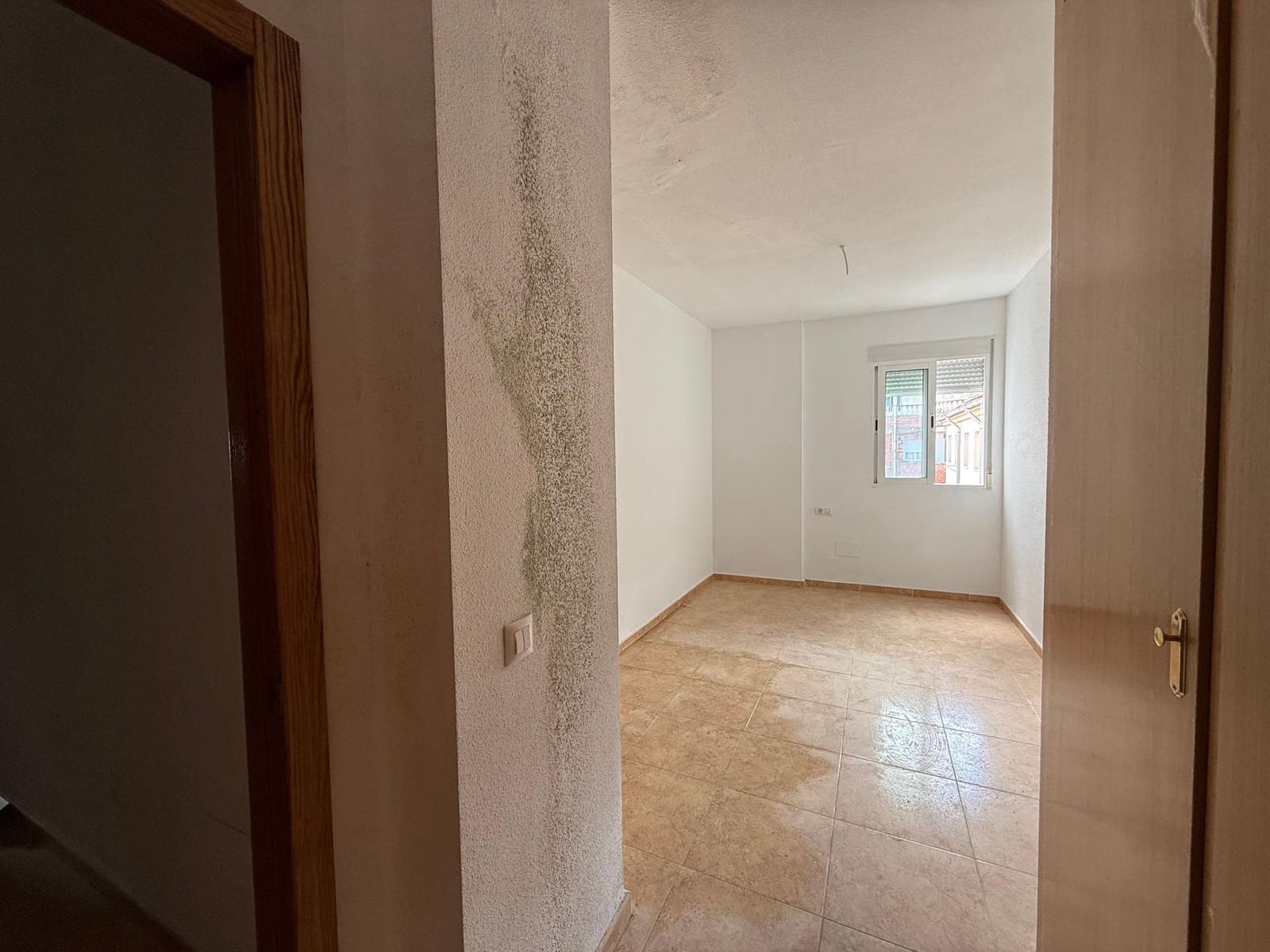 2 bedroom Flat for sale in Moratalla with garage - € 78,000 (Ref: 8676471)