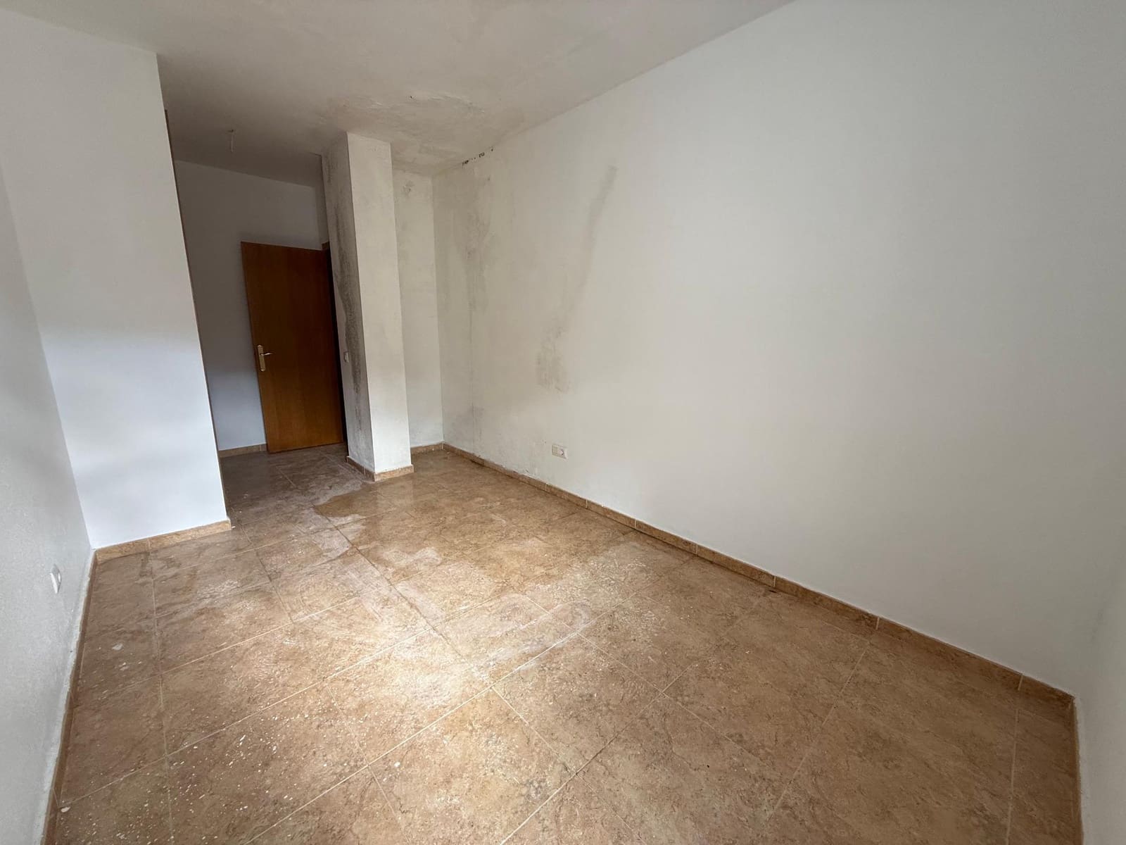 2 bedroom Flat for sale in Moratalla with garage - € 78,000 (Ref: 8676471)