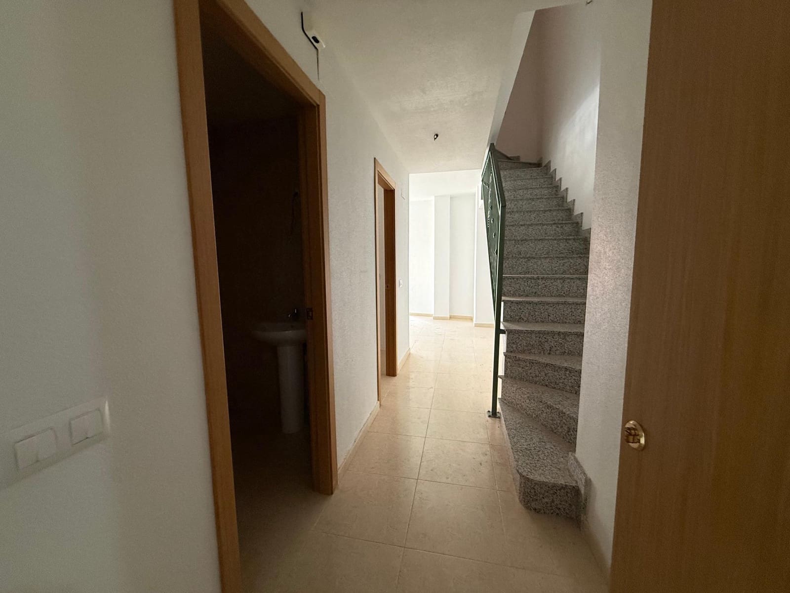 2 bedroom Flat for sale in Moratalla with garage - € 79,000 (Ref: 8676478)