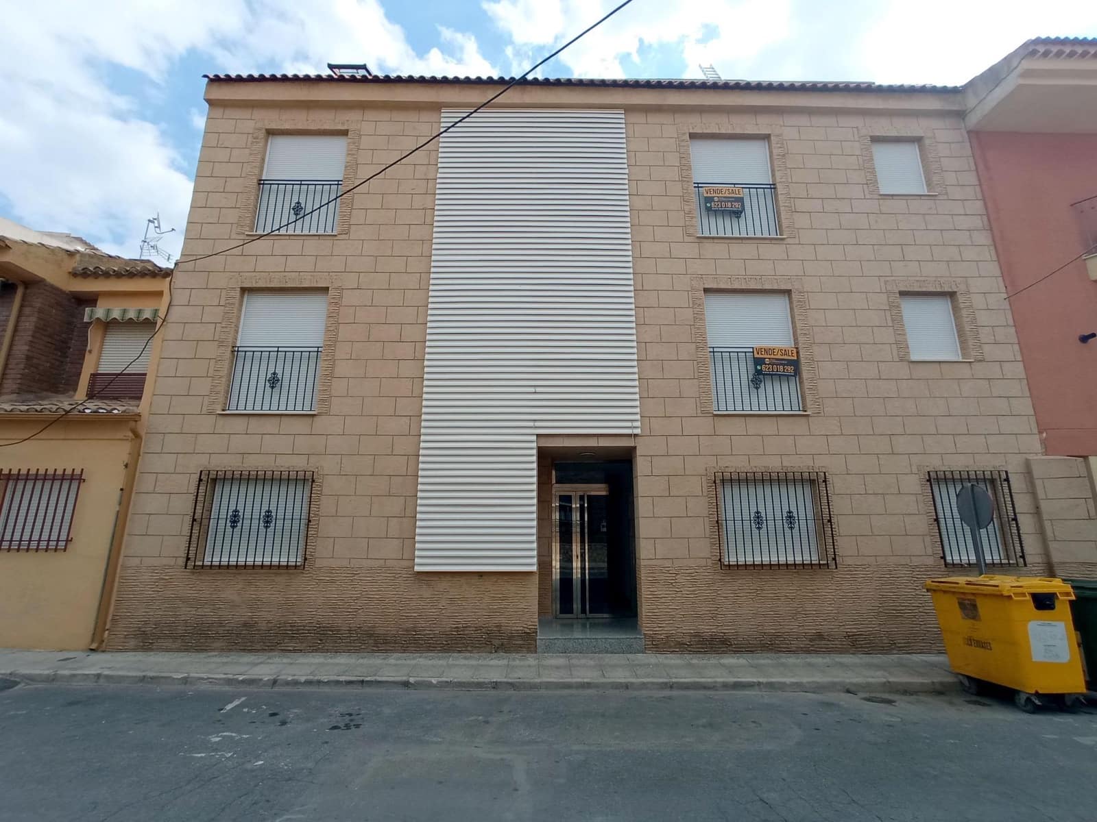 2 bedroom Flat for sale in Moratalla with garage - € 79,000 (Ref: 8676478)
