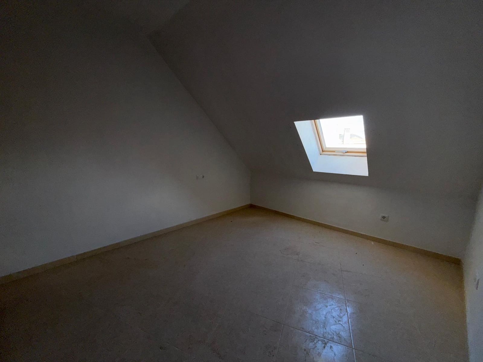 2 bedroom Flat for sale in Moratalla with garage - € 79,000 (Ref: 8676478)