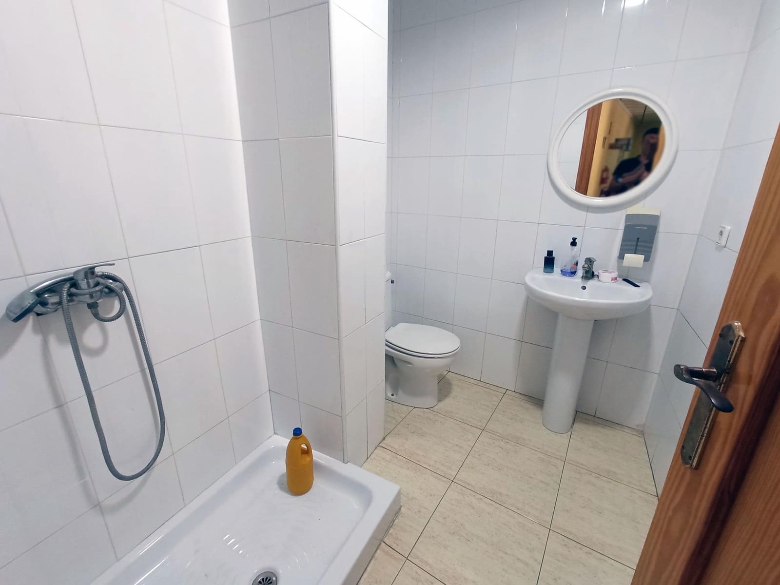 Commercial for rent in Roldan - € 600 (Ref: 8676481)