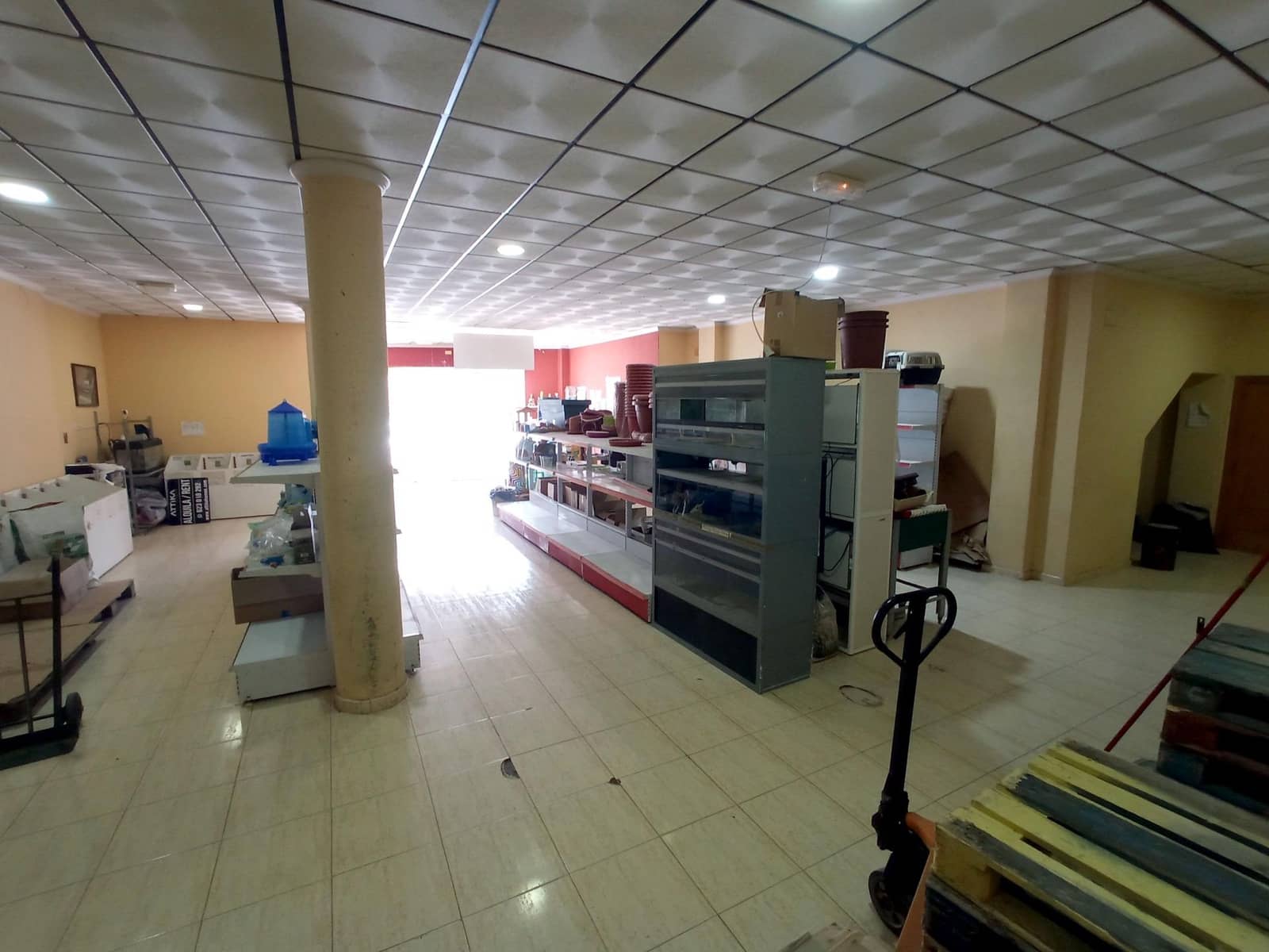Commercial for rent in Roldan - € 600 (Ref: 8676481)