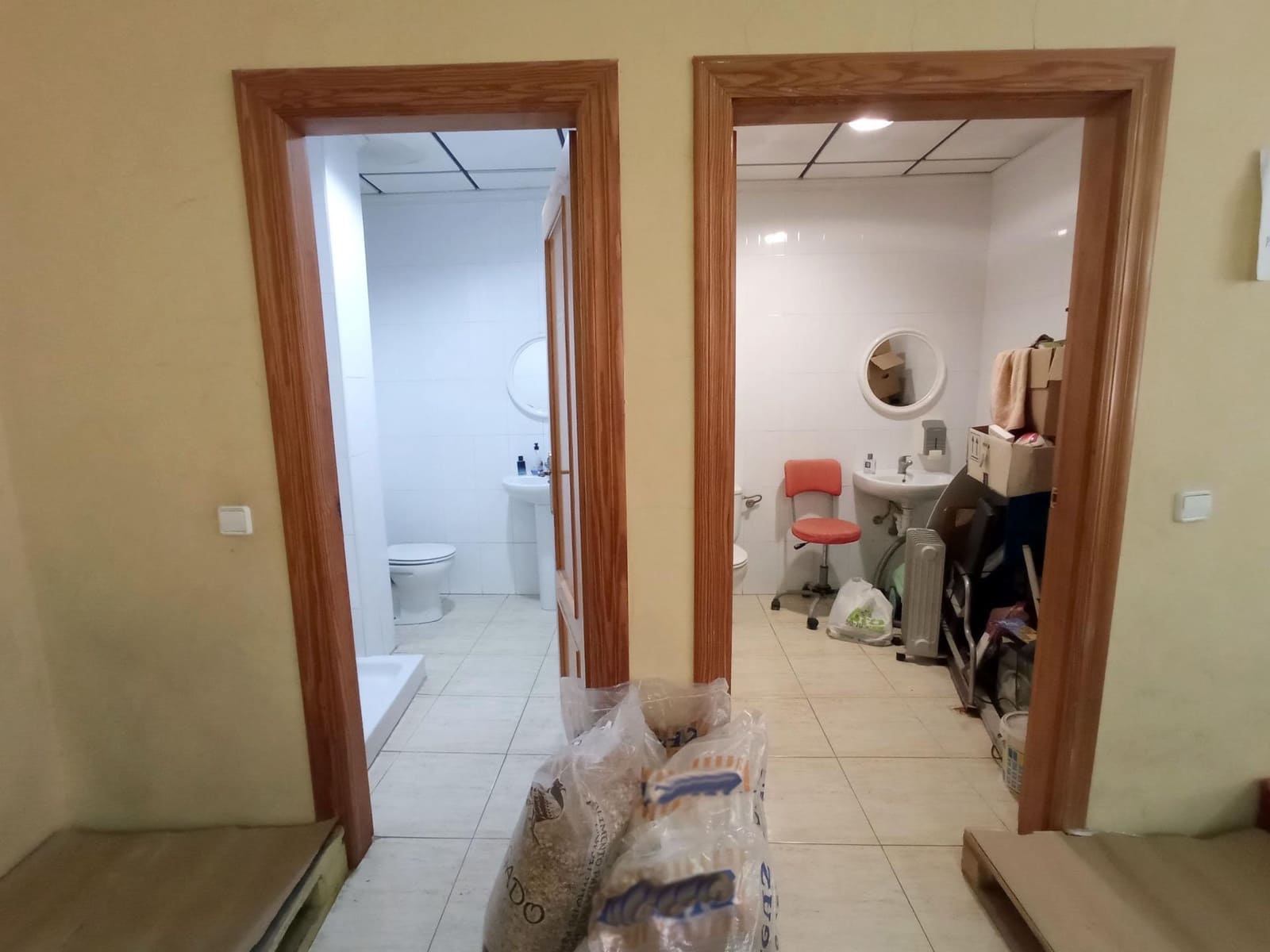 Commercial for rent in Roldan - € 600 (Ref: 8676481)