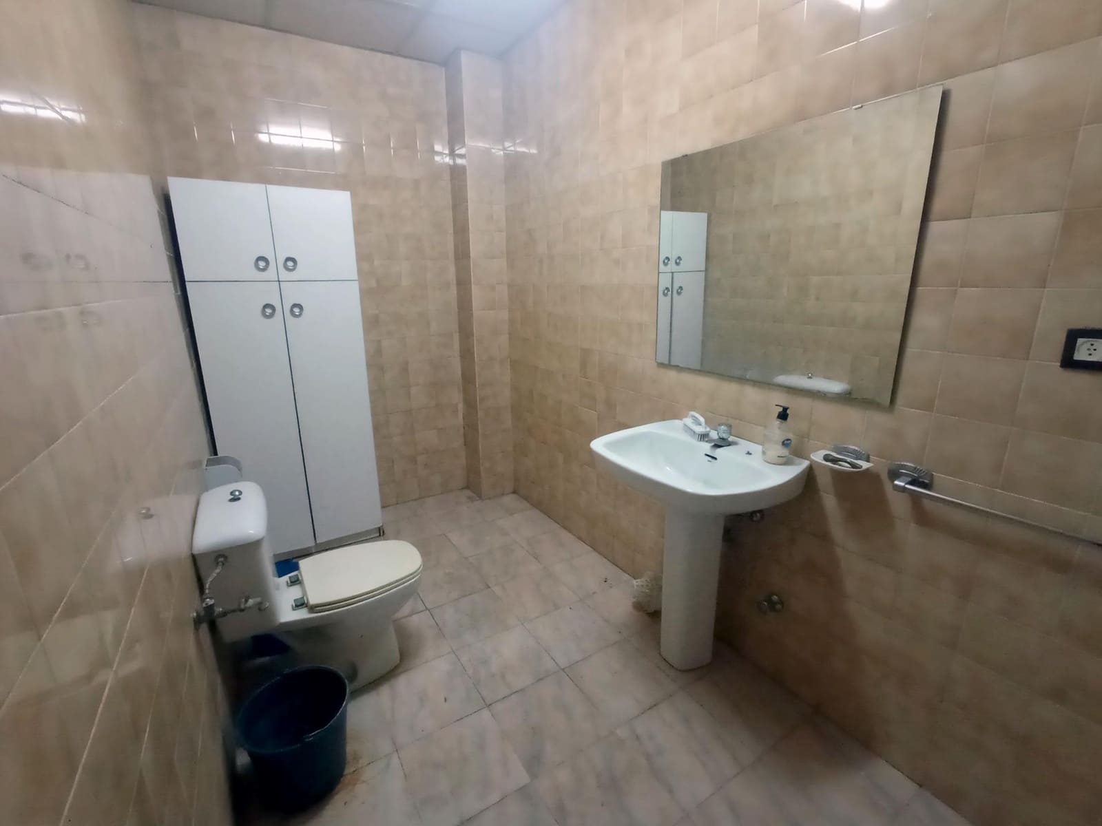 Kommersiell till salu i Roldan - 110 000 € (Ref: 8676490)