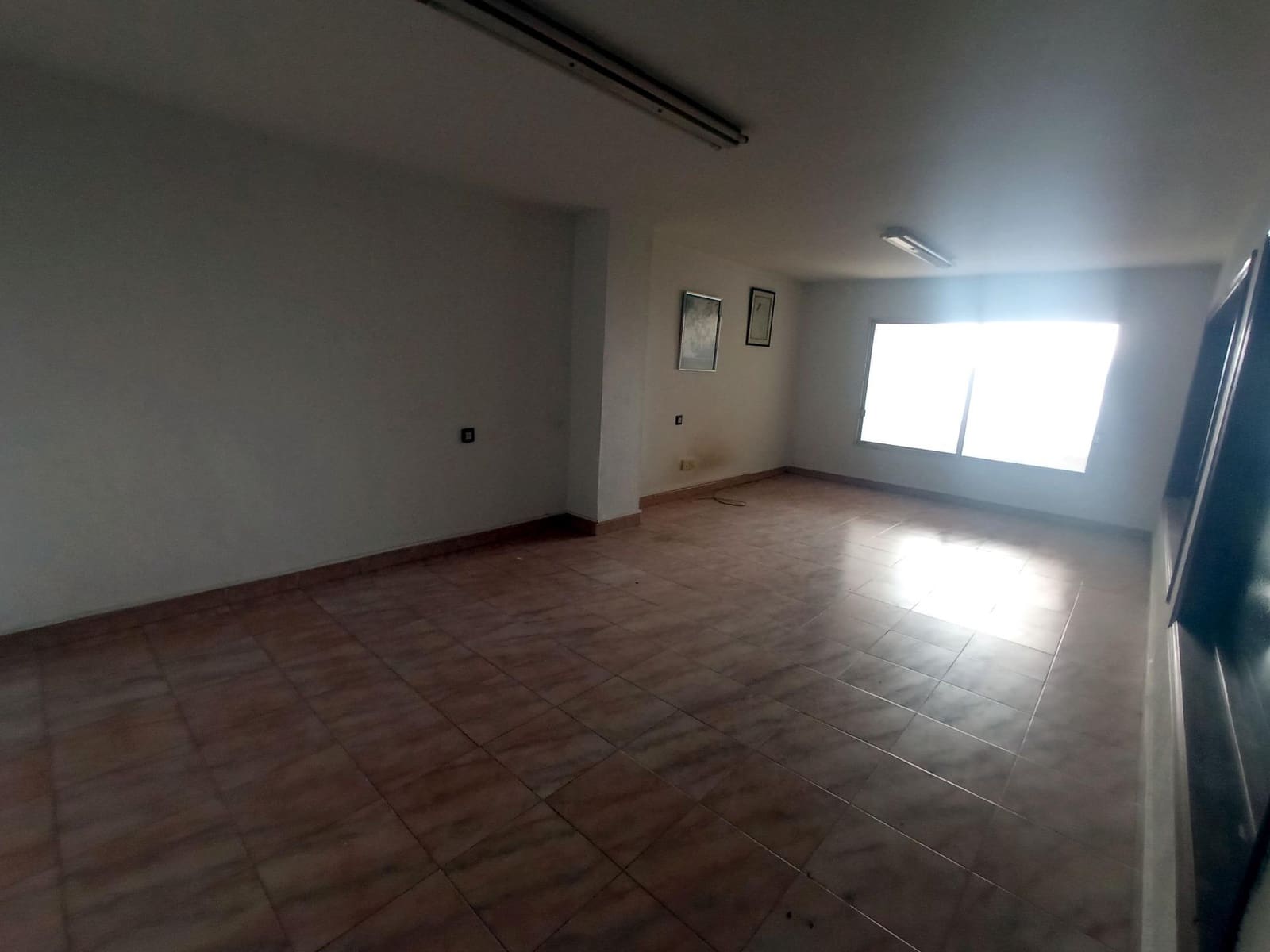 Kommersiell till salu i Roldan - 110 000 € (Ref: 8676490)