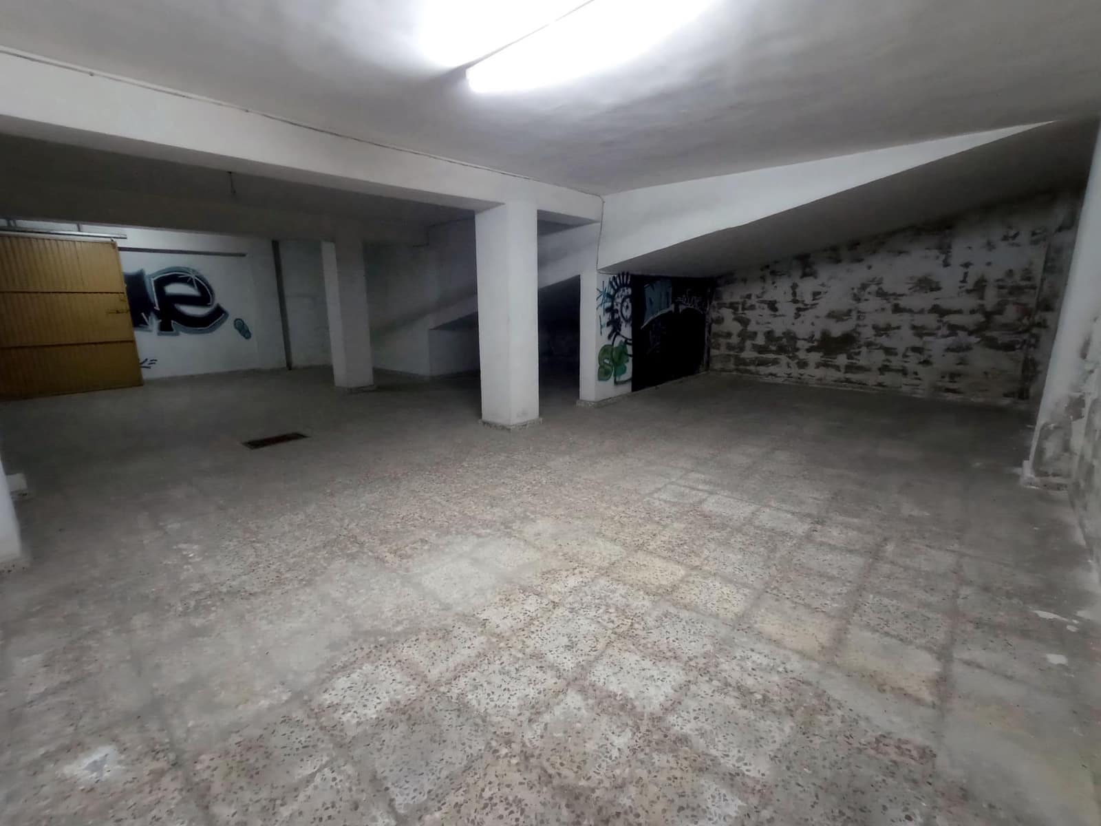 Kommersiell till salu i Roldan - 110 000 € (Ref: 8676490)