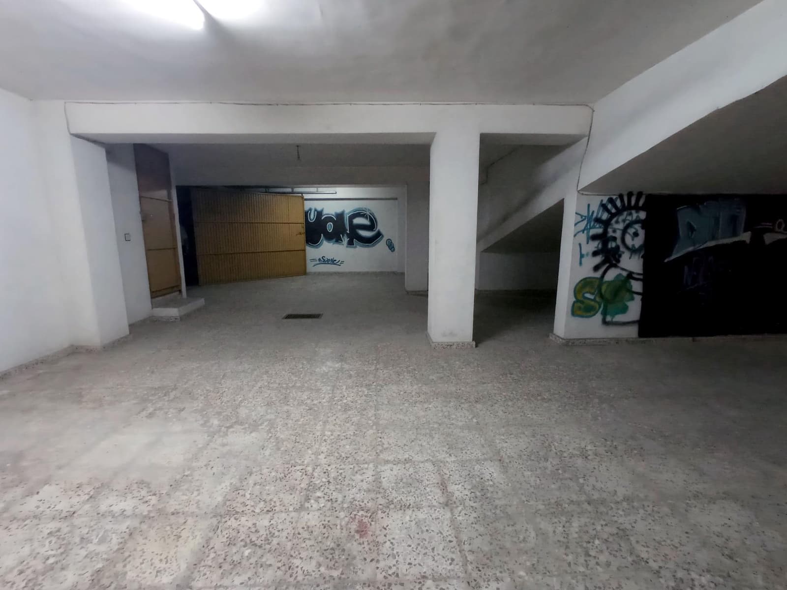 Kommersiell till salu i Roldan - 110 000 € (Ref: 8676490)