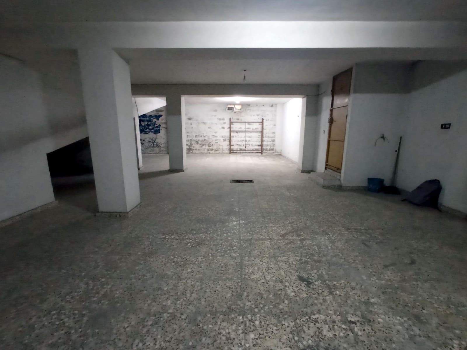 Kommersiell till salu i Roldan - 110 000 € (Ref: 8676490)