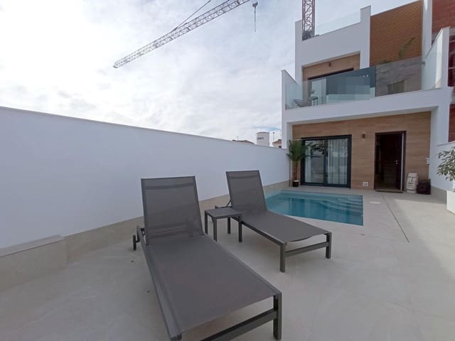 3 bedroom Terraced Villa for sale in San Pedro del Pinatar with pool - € 389,900 (Ref: 8676492)